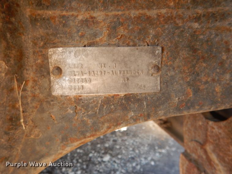 image for item DG5882 1976 Ford LNT9000 grain truck