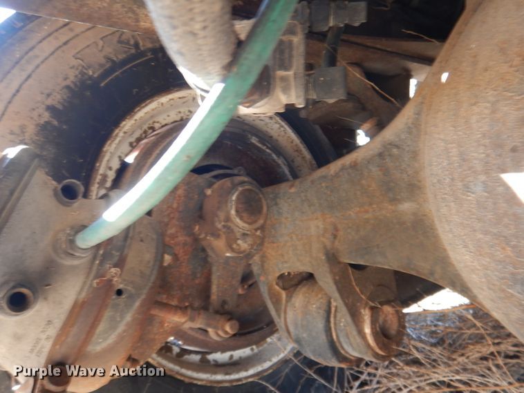 image for item DG5882 1976 Ford LNT9000 grain truck