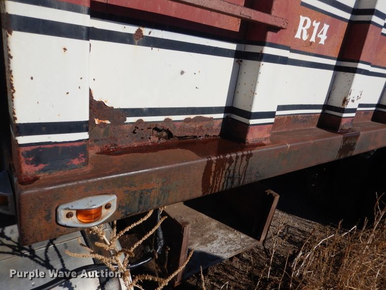 image for item DG5882 1976 Ford LNT9000 grain truck