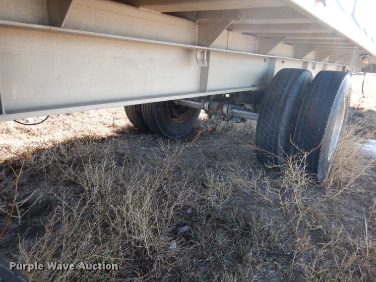 image for item DG5883 2000 Redwood silage trailer