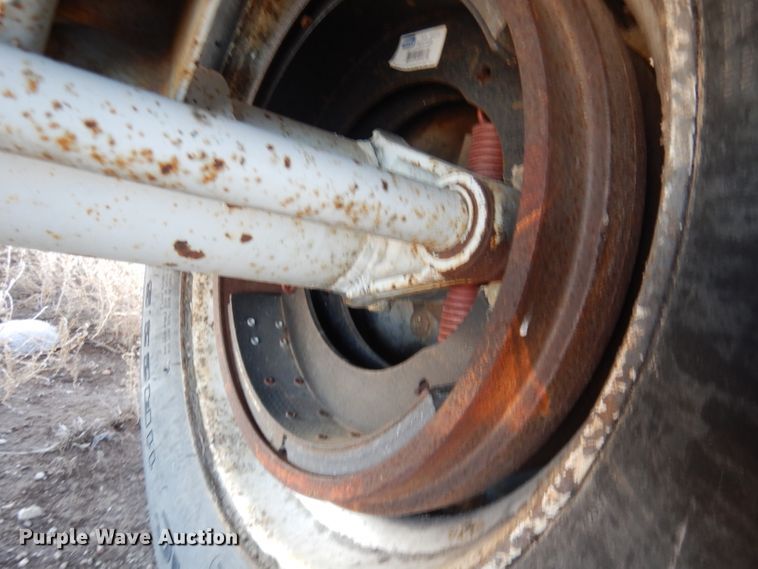 image for item DG5883 2000 Redwood silage trailer