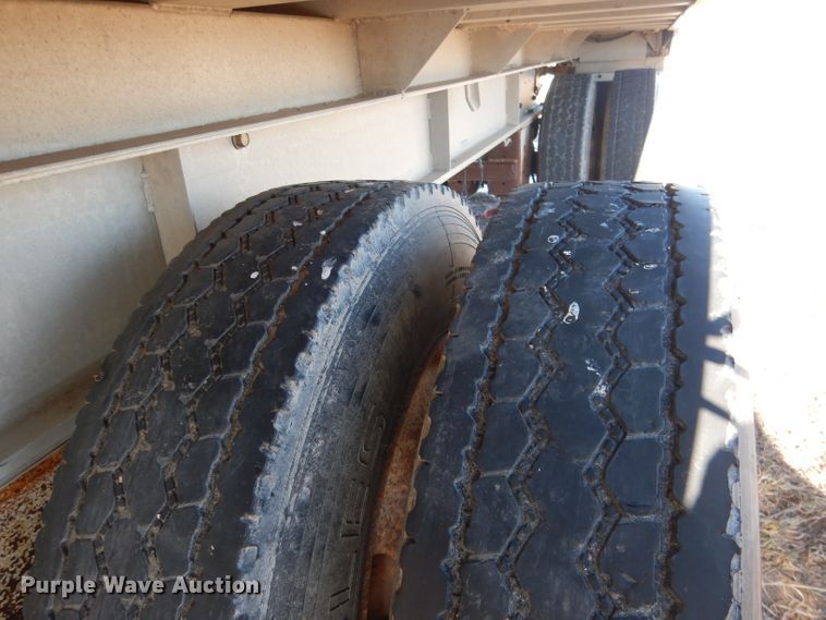 image for item DG5883 2000 Redwood silage trailer