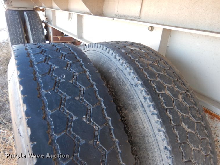 image for item DG5883 2000 Redwood silage trailer