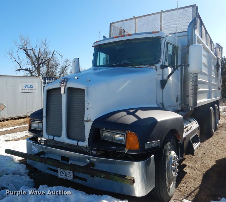 image for item DG5884 1993 Kenworth T600 grain truck