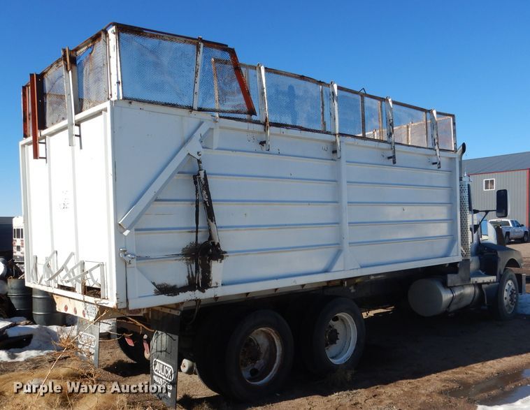 image for item DG5884 1993 Kenworth T600 grain truck