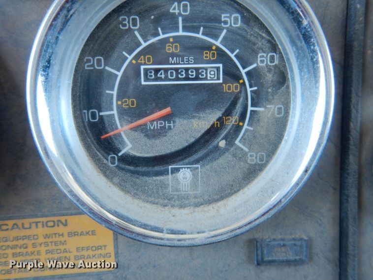 image for item DG5884 1993 Kenworth T600 grain truck