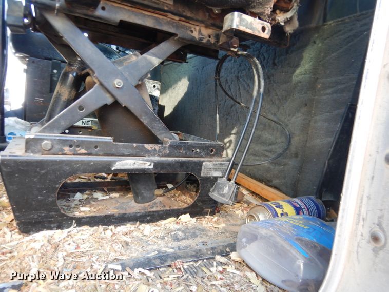 image for item DG5884 1993 Kenworth T600 grain truck