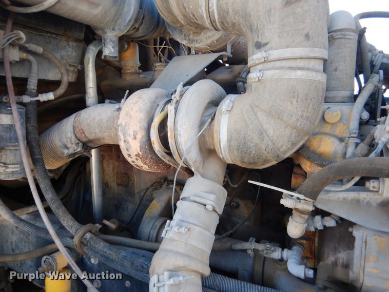 image for item DG5884 1993 Kenworth T600 grain truck