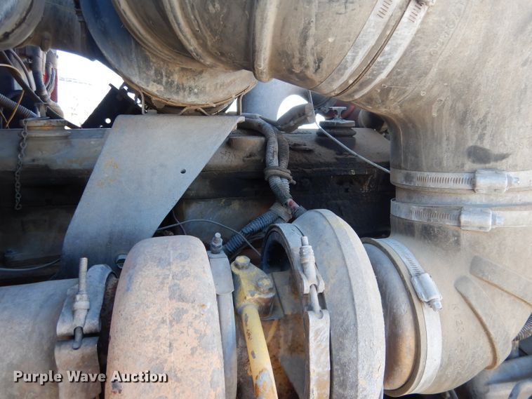 image for item DG5884 1993 Kenworth T600 grain truck