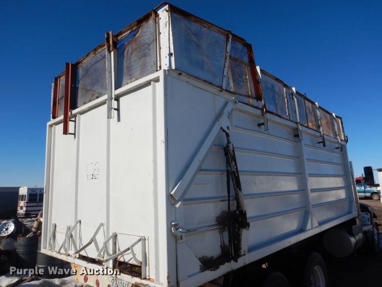 image for item DG5884 1993 Kenworth T600 grain truck