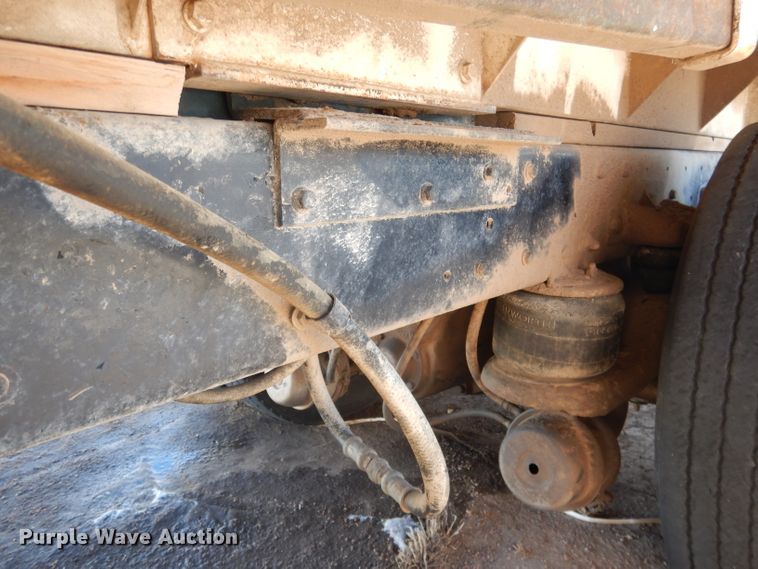 image for item DG5884 1993 Kenworth T600 grain truck