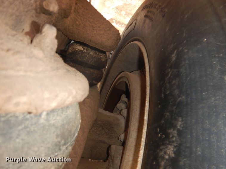 image for item DG5884 1993 Kenworth T600 grain truck