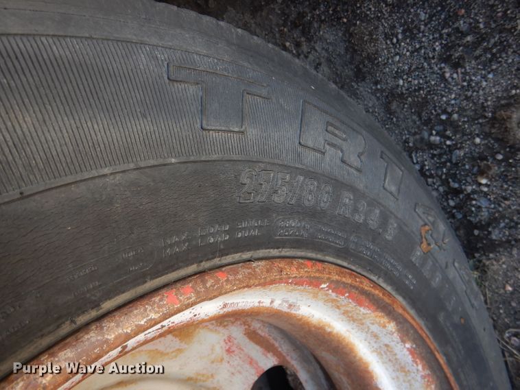 image for item DG5884 1993 Kenworth T600 grain truck