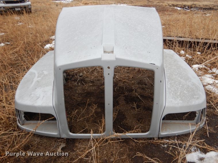 image for item DG5884 1993 Kenworth T600 grain truck