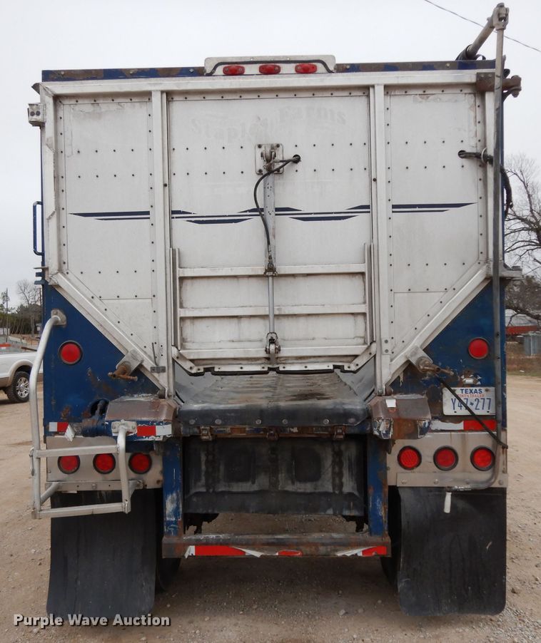 image for item DH5294 2004 Western silage trailer