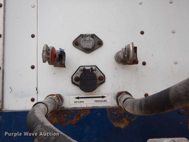 image for item DH5294 2004 Western silage trailer