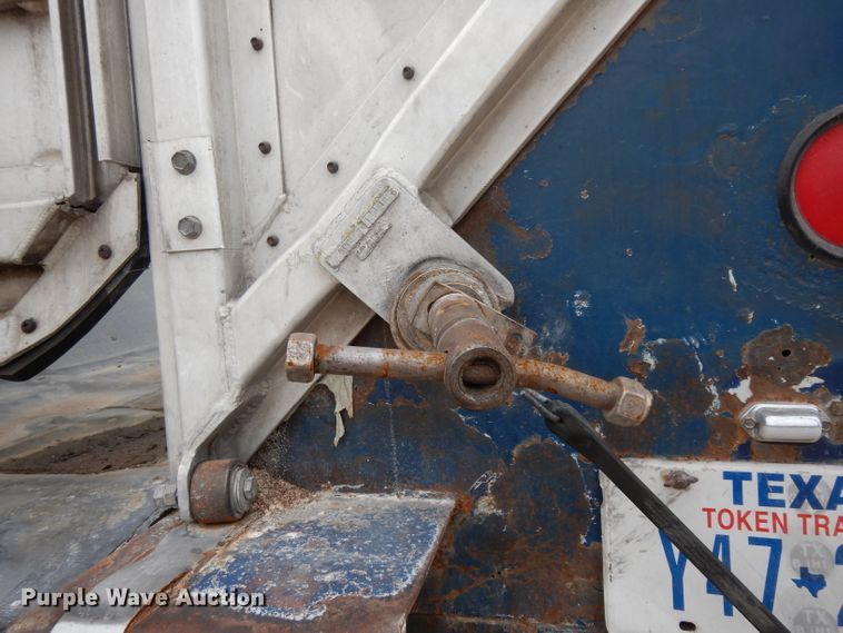 image for item DH5294 2004 Western silage trailer