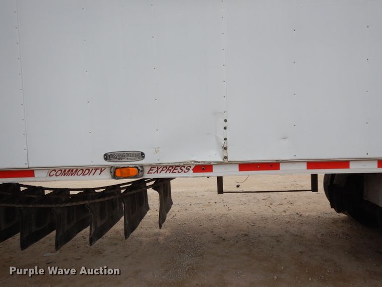 image for item DH5294 2004 Western silage trailer