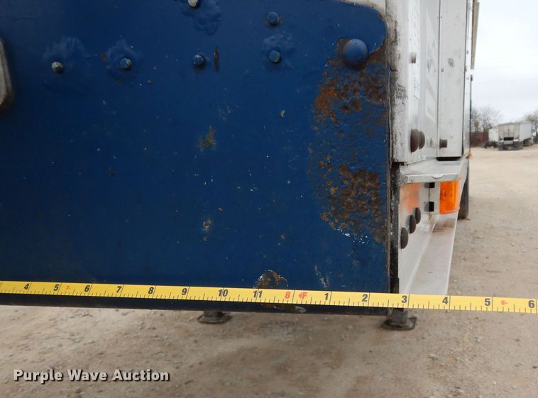 image for item DH5294 2004 Western silage trailer