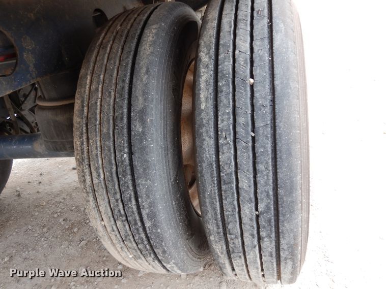 image for item DH5294 2004 Western silage trailer