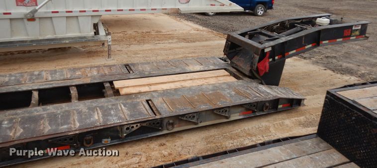 image for item DH5295 2004 Witzco Challenger lowboy equipment trailer