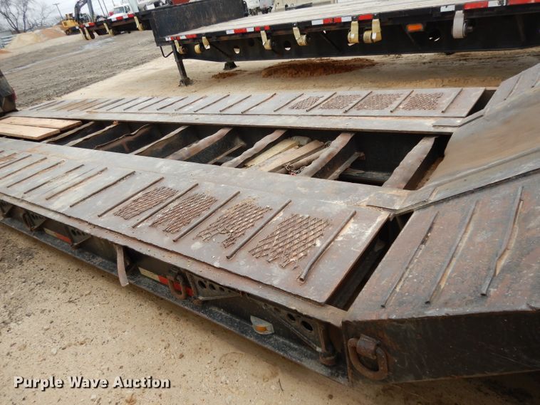 image for item DH5295 2004 Witzco Challenger lowboy equipment trailer