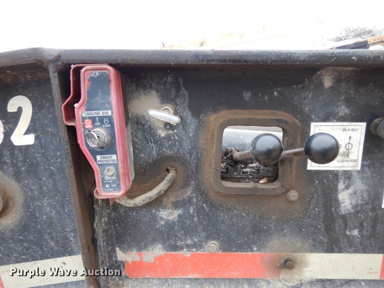 image for item DH5295 2004 Witzco Challenger lowboy equipment trailer