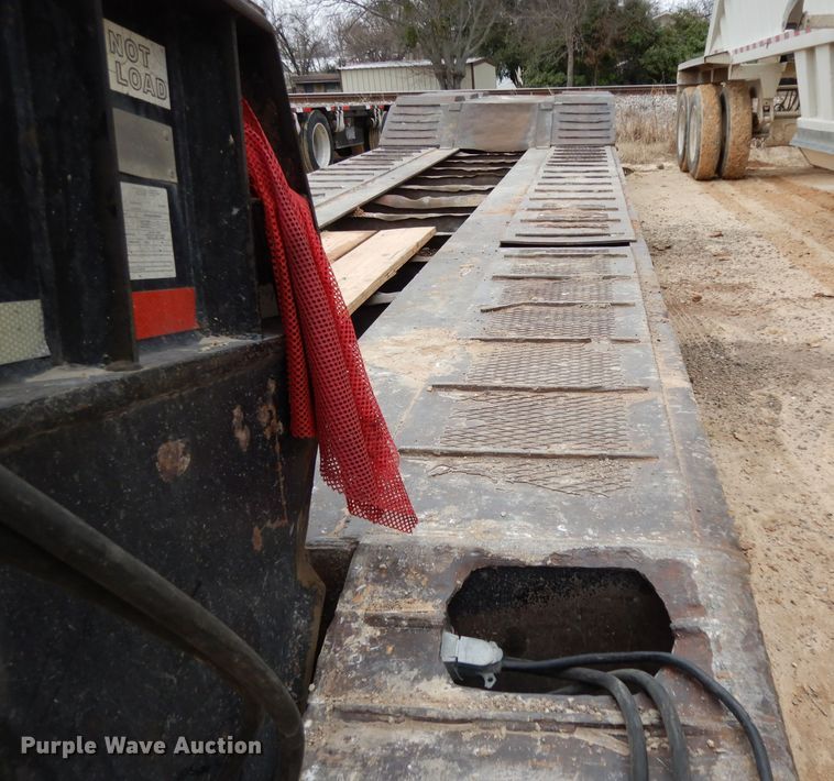 image for item DH5295 2004 Witzco Challenger lowboy equipment trailer