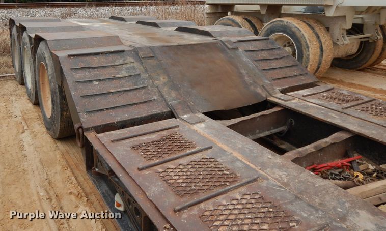 image for item DH5295 2004 Witzco Challenger lowboy equipment trailer