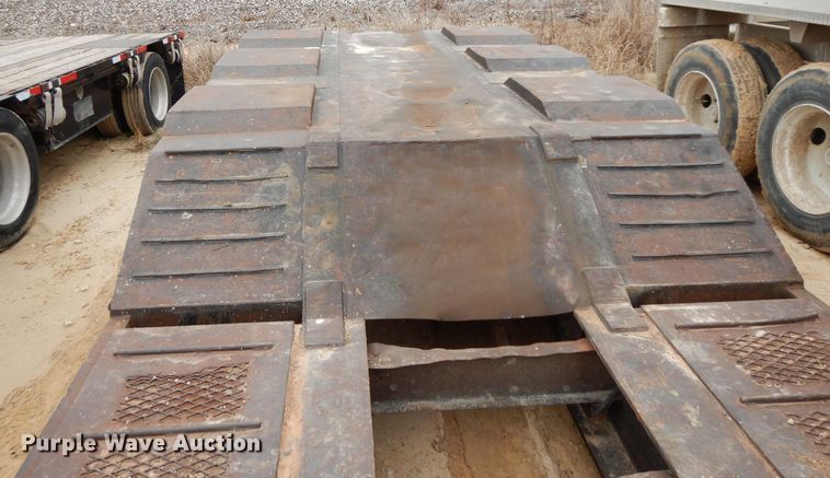 image for item DH5295 2004 Witzco Challenger lowboy equipment trailer