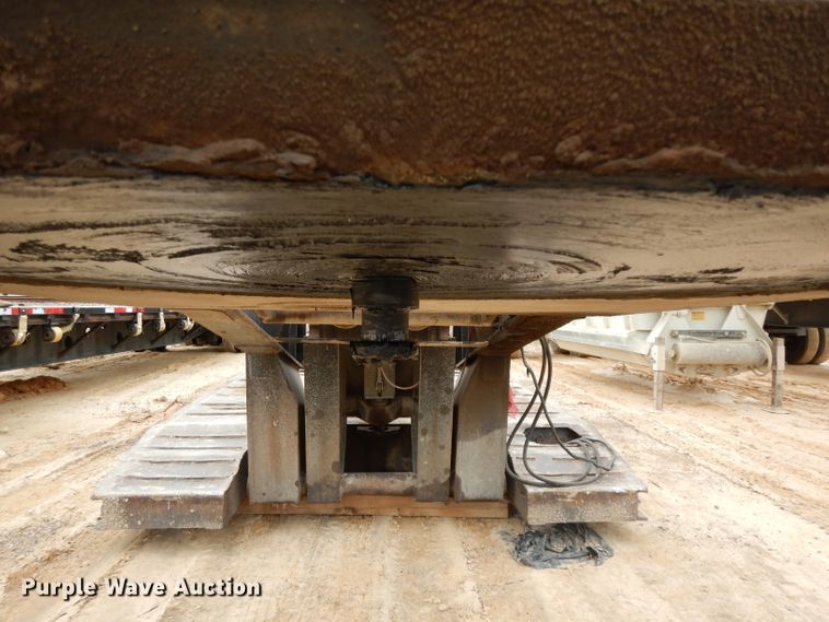 image for item DH5295 2004 Witzco Challenger lowboy equipment trailer