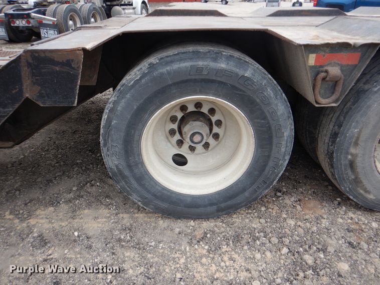 image for item DH5295 2004 Witzco Challenger lowboy equipment trailer