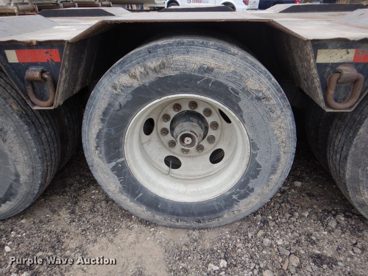 image for item DH5295 2004 Witzco Challenger lowboy equipment trailer