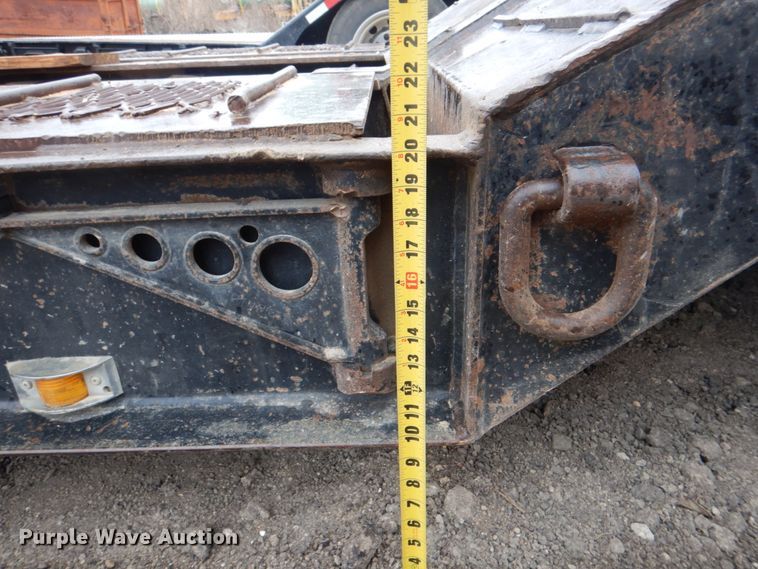 image for item DH5295 2004 Witzco Challenger lowboy equipment trailer