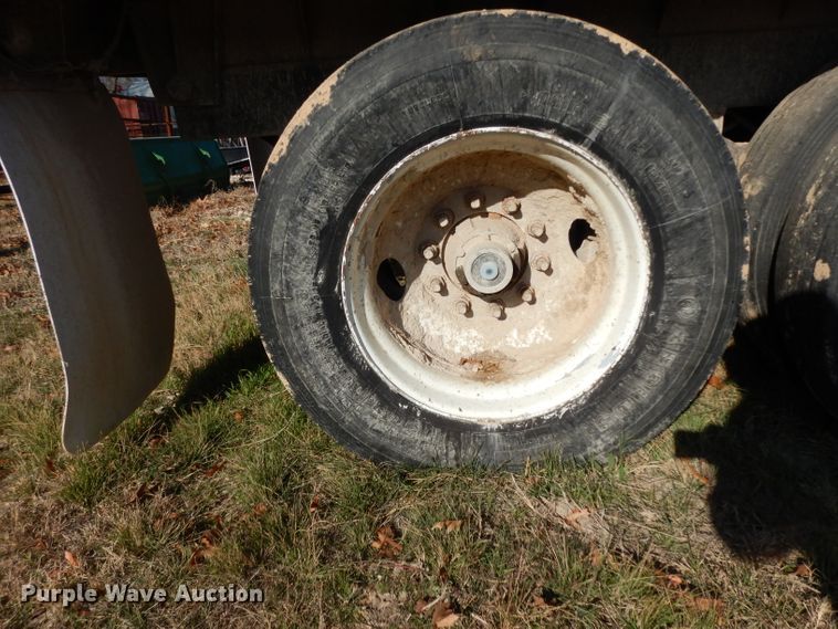 image for item DH5296 1998 AMA Enterprises end dump trailer