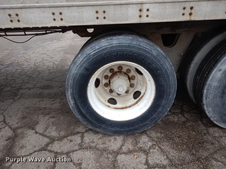 image for item DH6874 2005 Wabash dry van trailer