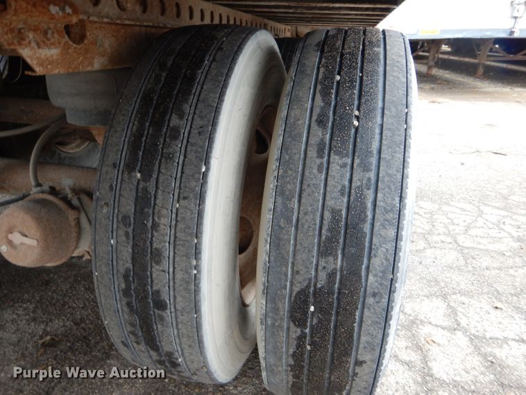 image for item DH6874 2005 Wabash dry van trailer