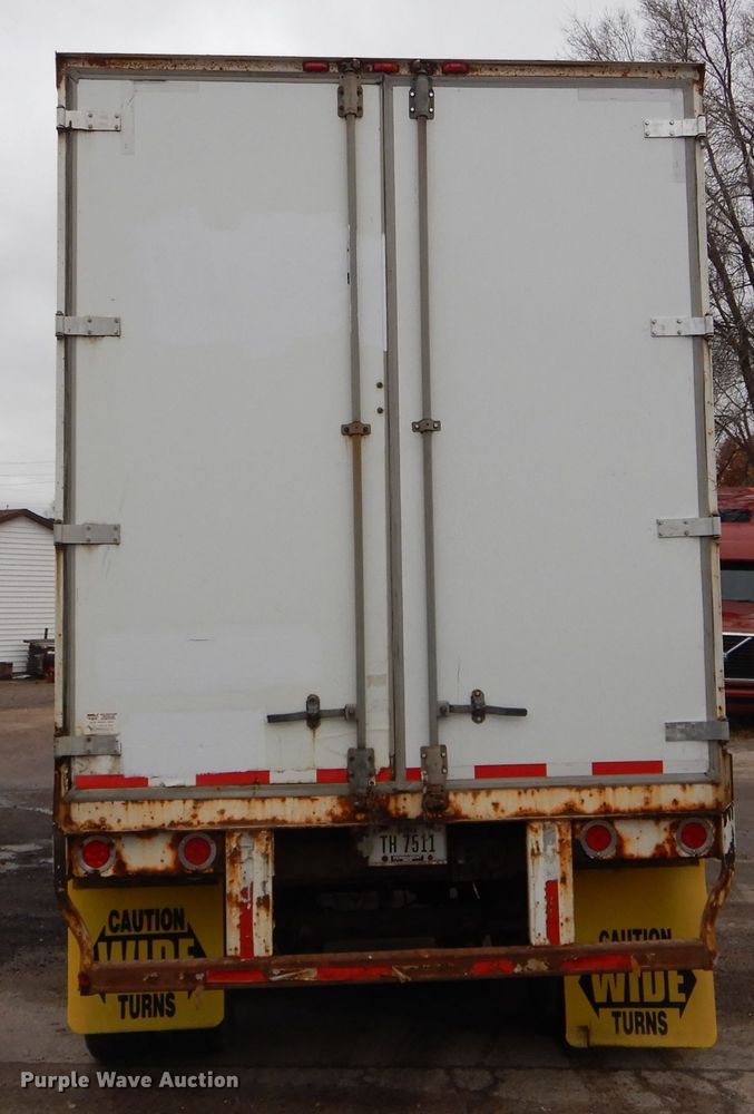 image for item DH6875 2005 Wabash dry van trailer