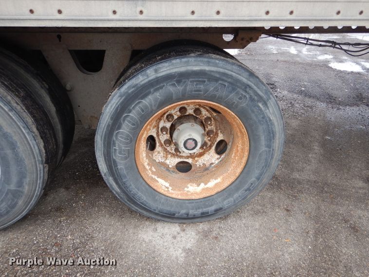 image for item DH6875 2005 Wabash dry van trailer