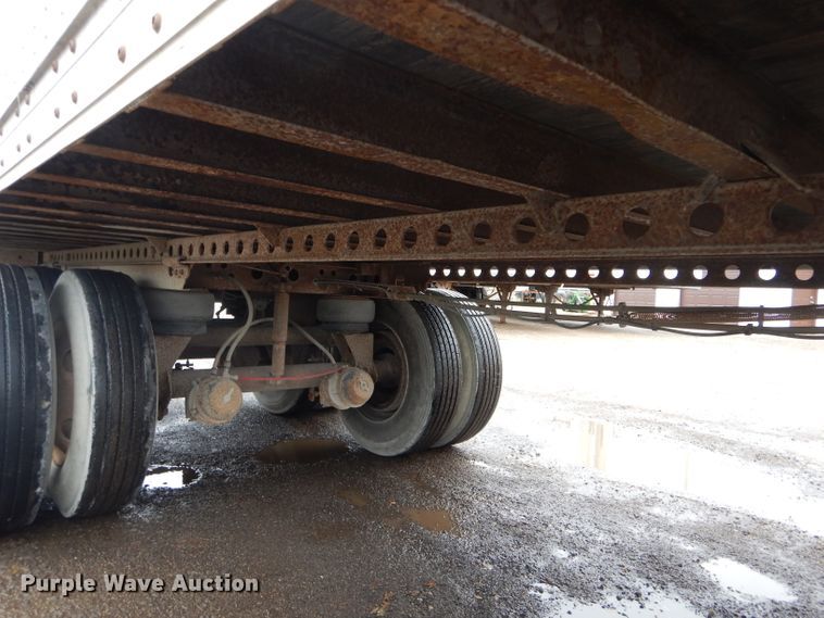 image for item DH6877 2005 Wabash dry van trailer