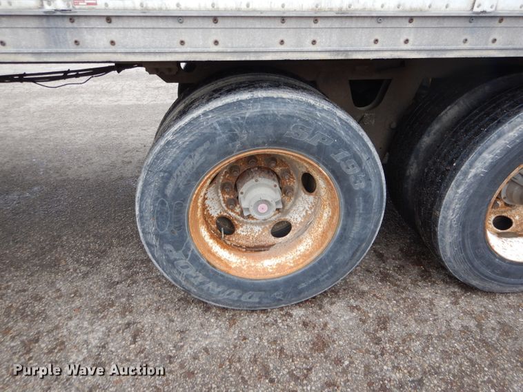 image for item DH6879 2005 Wabash dry van trailer