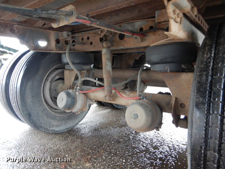 image for item DH6882 2006 Wabash dry van trailer