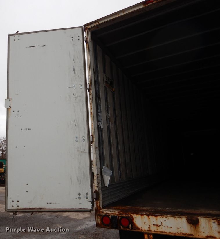 image for item DH6882 2006 Wabash dry van trailer