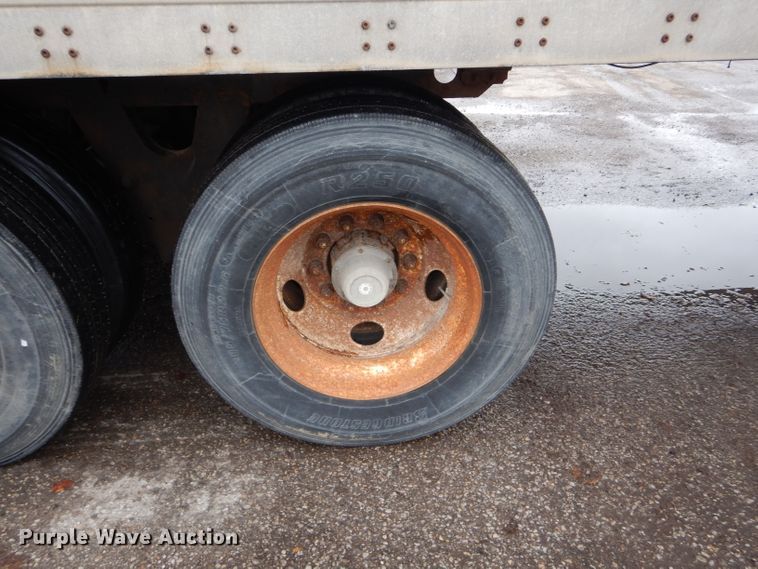 image for item DH6882 2006 Wabash dry van trailer