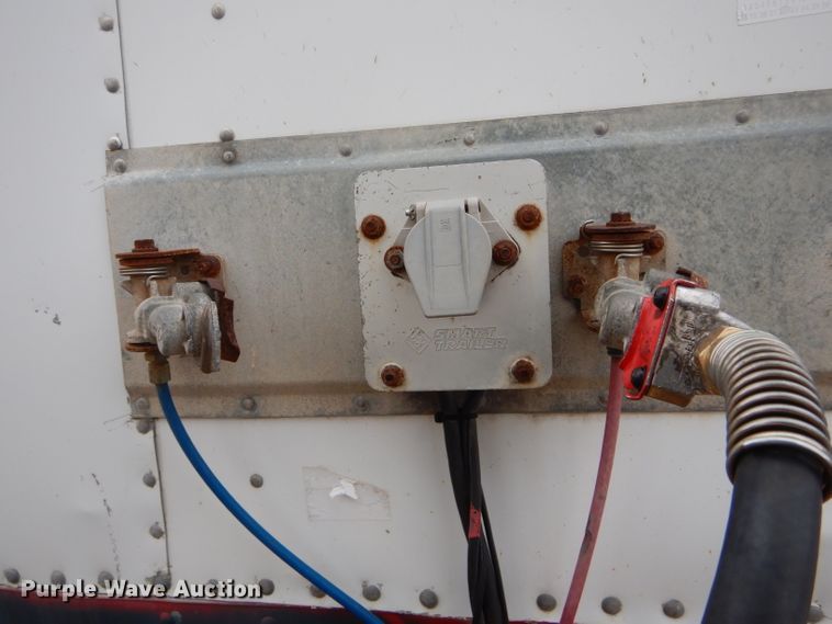 image for item DH6887 2005 Wabash dry van trailer