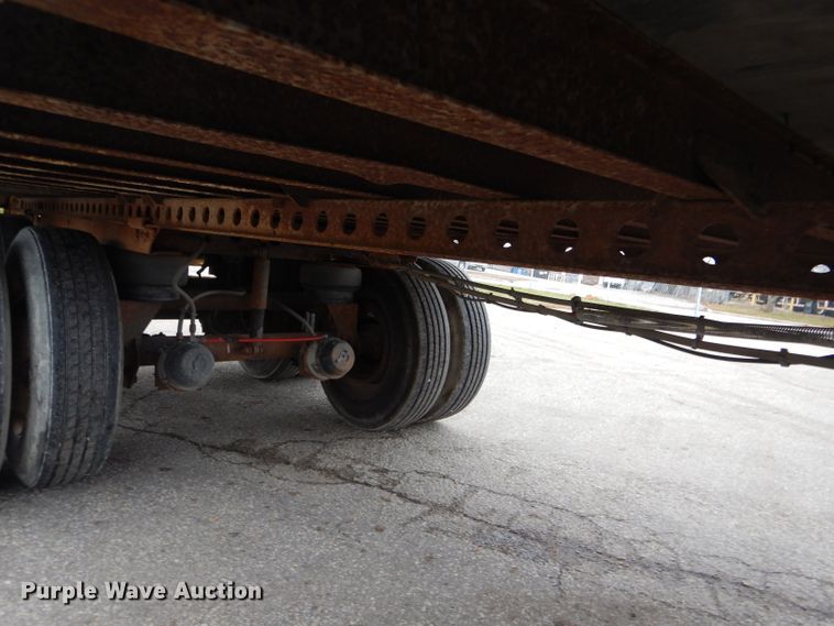 image for item DH6887 2005 Wabash dry van trailer