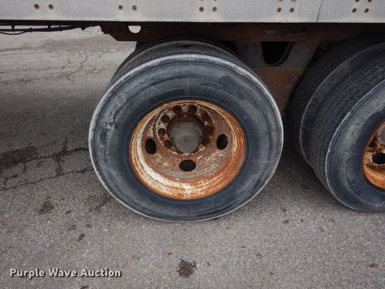 image for item DH6887 2005 Wabash dry van trailer