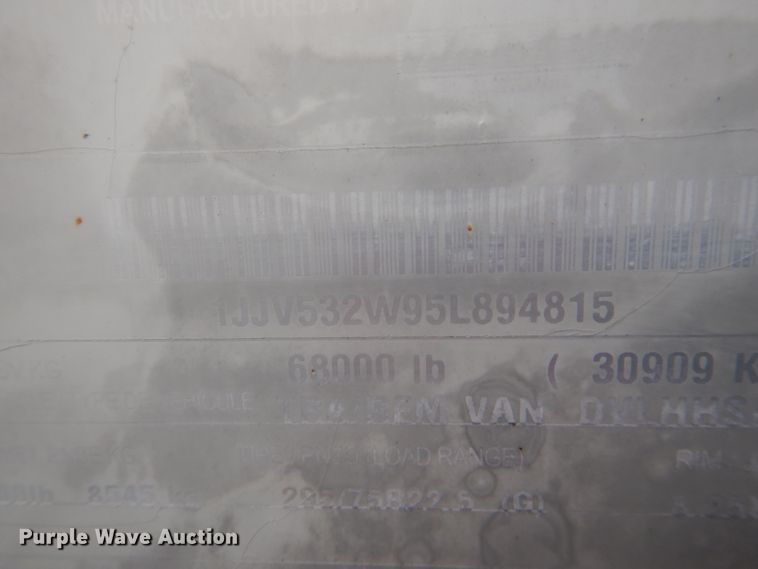 image for item DH6887 2005 Wabash dry van trailer