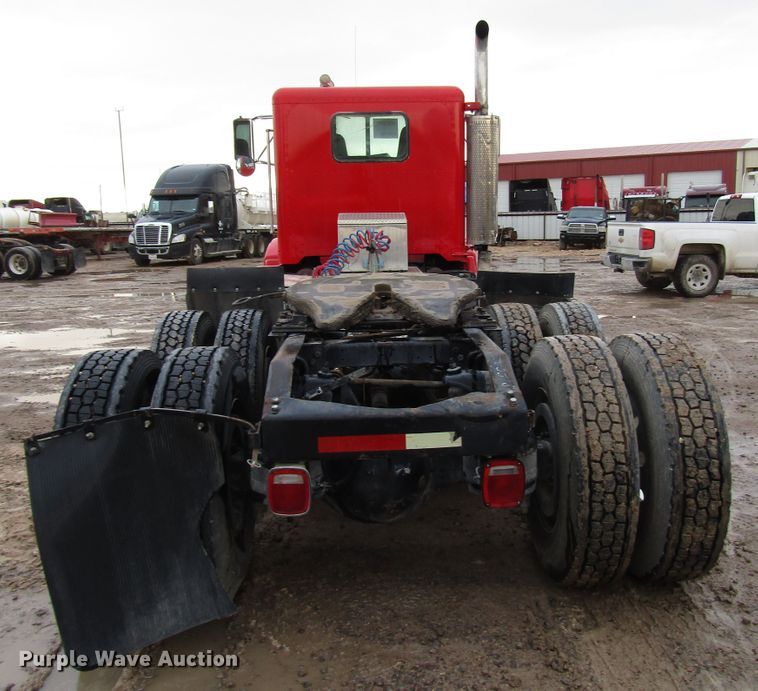 image for item DH8302 1996 Peterbilt 377 semi truck