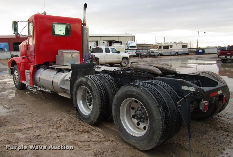 image for item DH8302 1996 Peterbilt 377 semi truck